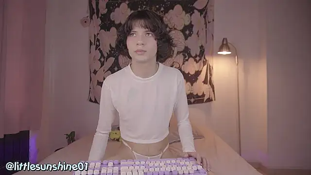 Snapshot of simonbane01 chatting on January 2025 07:08:01 PM simonbane01 online show from January 2025 07:08:01 PM