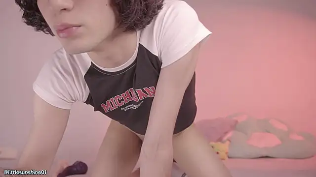 Snapshot of simonbane01 chatting on January 2025 09:35:02 PM simonbane01 online show from January 2025 09:35:02 PM