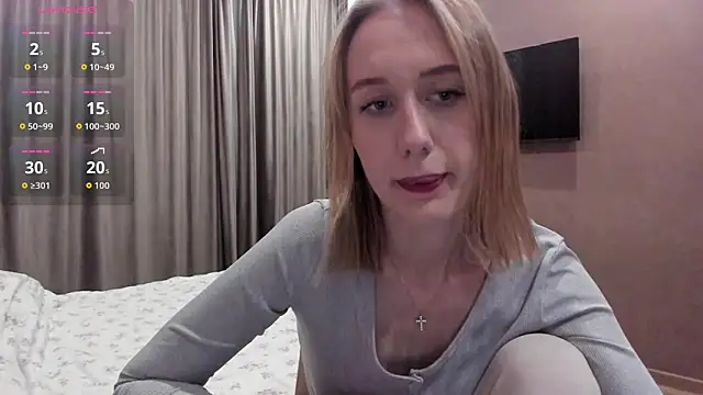 Mika Ray online show from November 2025 10:29:02 PM