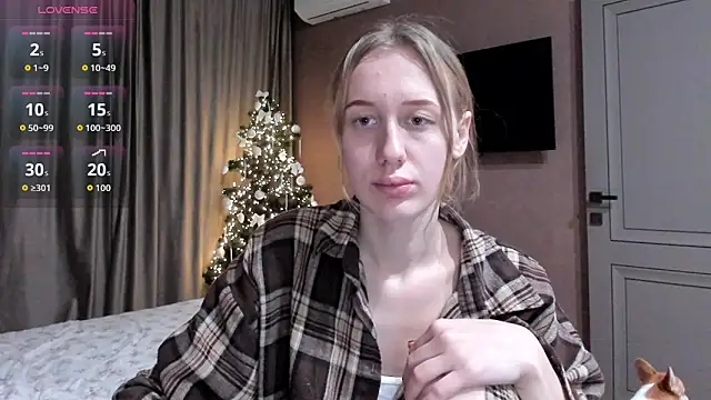 Mika Ray online show from December 2025 11:44:01 PM