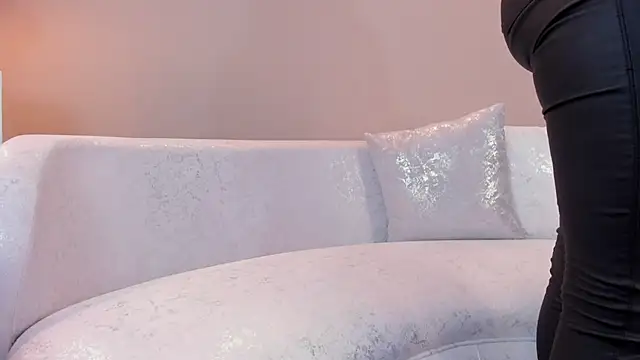 missmegann online show from February 2025 04:32:01 PM