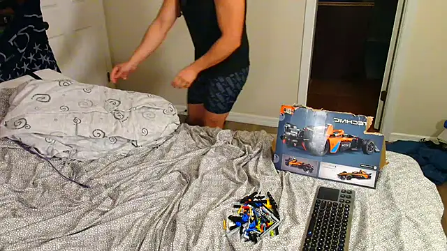 zack Fisher online show from February 2025 01:56:01 AM