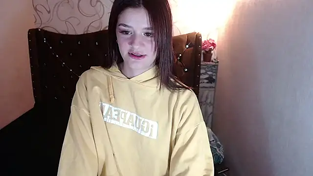 Snapshot of LiaHarryis chatting on February 2025 05:47:01 PM LiaHarryis online show from February 2025 05:47:01 PM