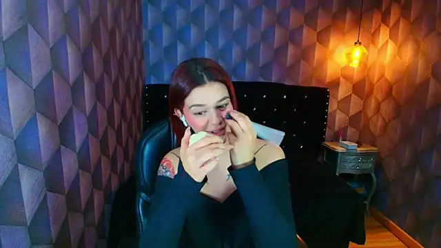 Snapshot of LiaHarryis chatting on September 2025 06:46:01 PM LiaHarryis online show from September 2025 06:46:01 PM