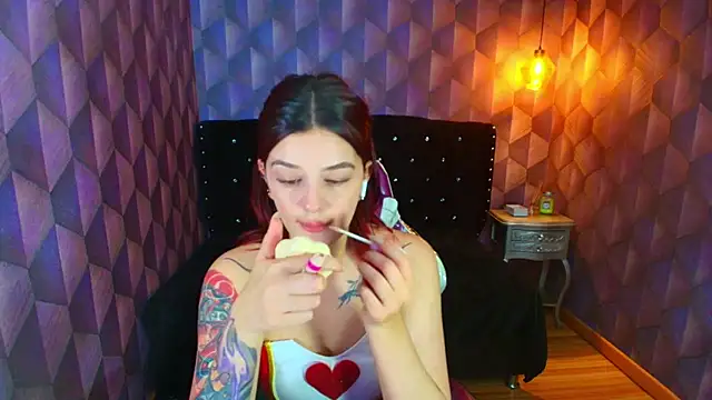 Snapshot of LiaHarryis chatting on October 2025 05:36:01 PM LiaHarryis online show from October 2025 05:36:01 PM