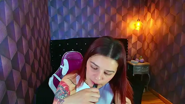 Snapshot of LiaHarryis chatting on November 2025 05:12:01 PM LiaHarryis online show from November 2025 05:12:01 PM