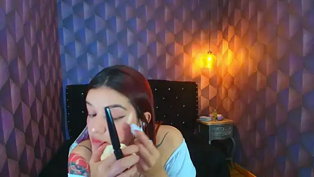 Snapshot of LiaHarryis chatting on November 2025 06:18:02 PM LiaHarryis online show from November 2025 06:18:02 PM