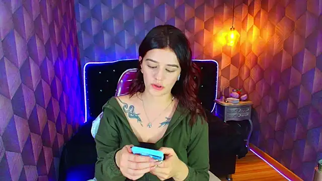 LiaHarryis online show from February 2026 06:34:02 PM