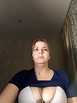 Lady nice cat online show from February 2025 11:43:02 AM