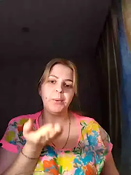 Lady nice cat online show from February 2025 10:31:02 AM