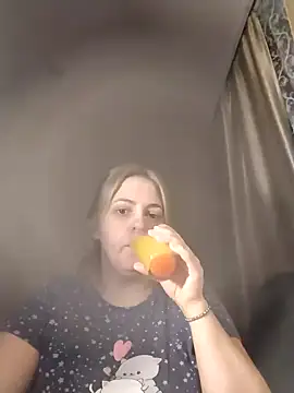 Lady nice cat online show from February 2025 12:55:02 PM