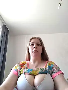 Lady nice cat online show from March 2025 04:04:01 AM