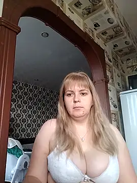 Lady nice cat online show from September 2025 03:06:02 AM