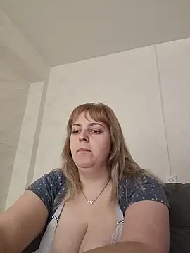 Snapshot of Lady_nice_cat chatting on June 2026 06:01:01 AM Lady nice cat online show from June 2026 06:01:01 AM