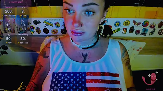 EllieOz online show from November 2025 01:55:02 PM