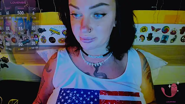 EllieOz online show from November 2025 04:20:02 PM