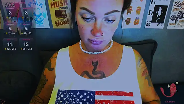 EllieOz online show from April 2026 08:22:02 PM