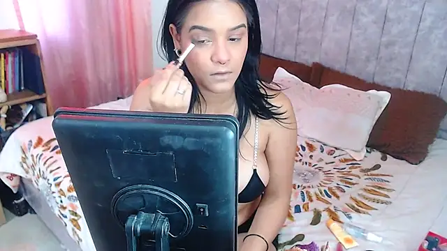 Snapshot of JossieGrey chatting on February 2025 11:22:01 AM JossieGrey online show from February 2025 11:22:01 AM