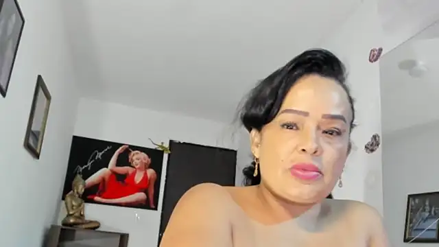 Snapshot of seleneh chatting on June 2026 02:53:01 AM seleneh online show from June 2026 02:53:01 AM