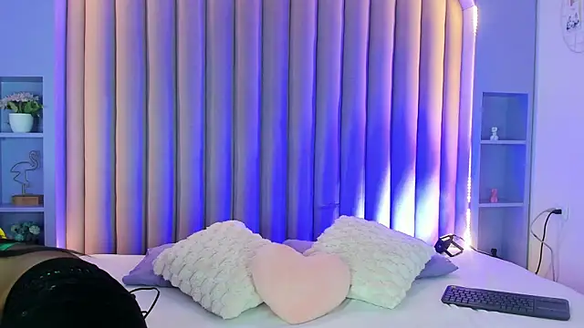 nahomi campbell online show from February 2025 07:31:02 PM