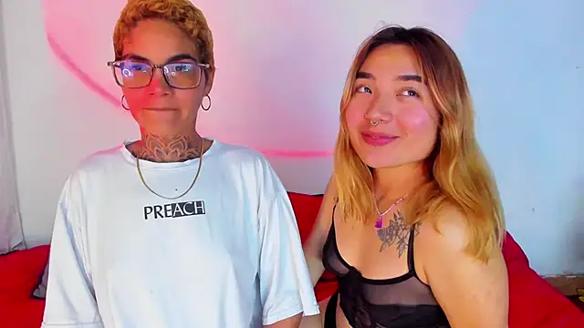 Snapshot of anaroman01 chatting on December 2024 03:10:02 AM anaroman01 online show from December 2024 03:10:02 AM