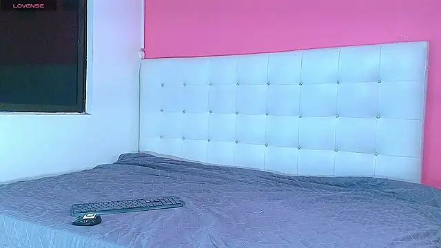 daddyissuesss  online show from February 2025 07:41:01 PM