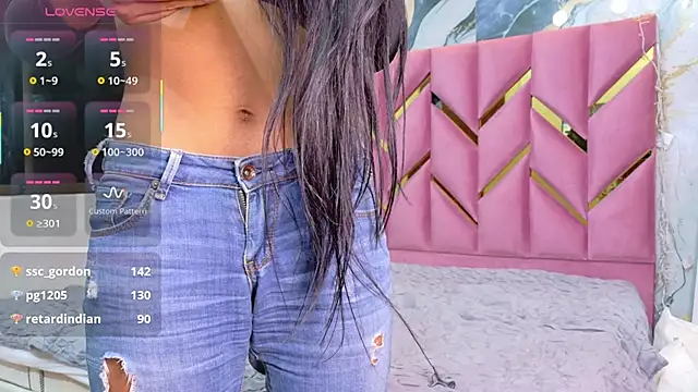 daddyissuesss  online show from October 2025 07:45:01 PM