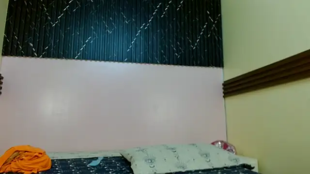 VeronicaRobles online show from October 2025 06:49:01 PM