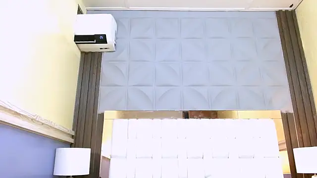 VeronicaRobles online show from April 2026 02:36:02 PM