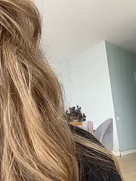 curvyflawless online show from February 2025 09:47:02 AM