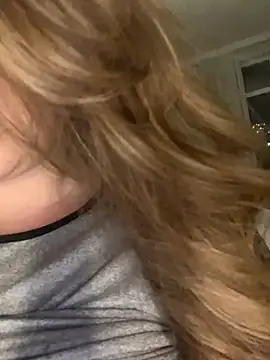 curvyflawless online show from February 2025 04:53:02 PM