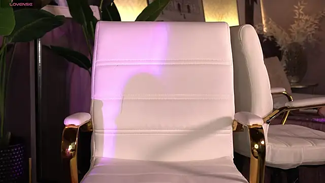 ElleDiane online show from March 2025 04:13:01 AM