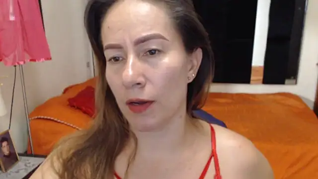 Snapshot of CATRINA-83 chatting on September 2025 10:35:01 PM CATRINA-83 online show from September 2025 10:35:01 PM