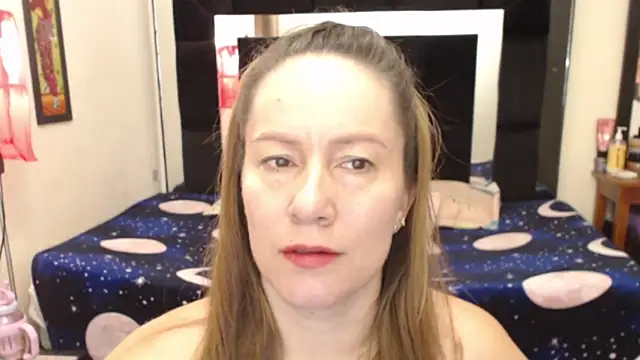 Snapshot of CATRINA-83 chatting on October 2025 01:42:01 PM CATRINA-83 online show from October 2025 01:42:01 PM