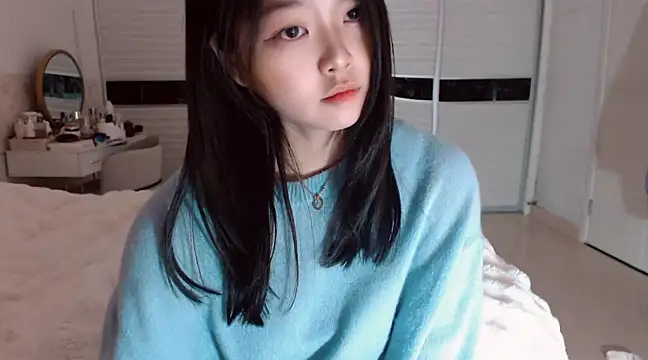 -Lucky Girl online show from February 2025 01:10:01 AM