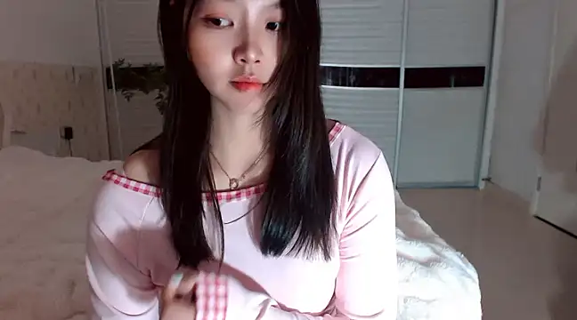 -Lucky Girl online show from March 2025 01:53:01 AM