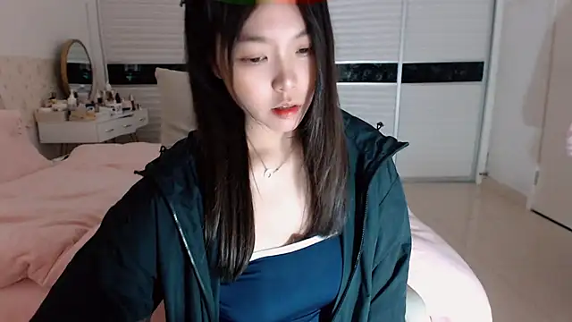 -Lucky Girl online show from March 2025 11:32:01 AM