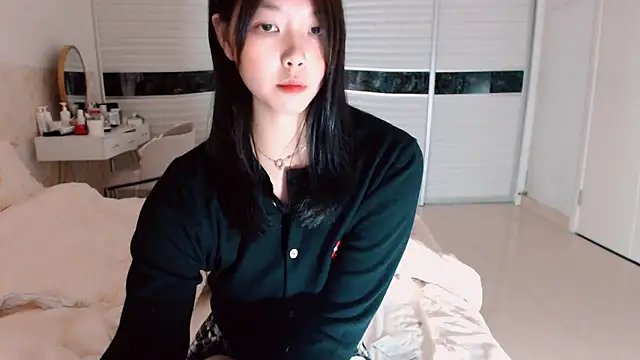 -Lucky Girl online show from September 2025 01:57:02 PM