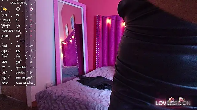 shybutdirtygirrll online show from January 2025 12:46:02 PM