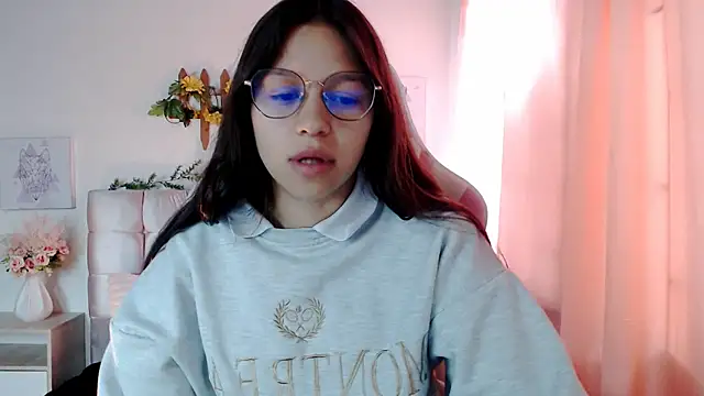 SamanthaRoldaan online show from September 2025 03:00:02 PM