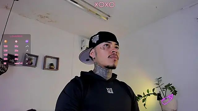 JordanSmiith  online show from February 2025 08:26:02 PM