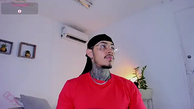 JordanSmiith  online show from February 2025 08:41:02 PM