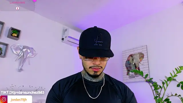 JordanSmiith  online show from March 2026 08:45:01 PM