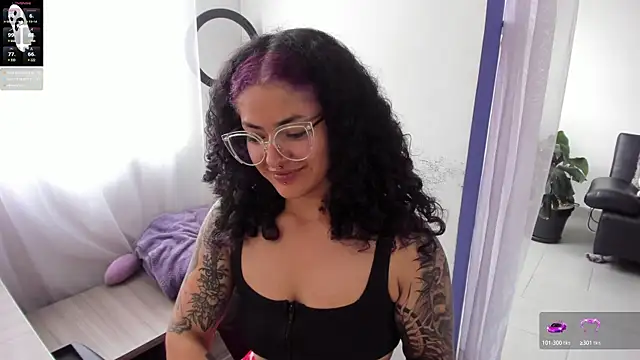 witchviolet online show from February 2025 07:02:01 PM