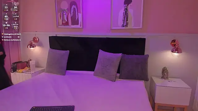 chloe watson  online show from March 2026 08:04:01 PM