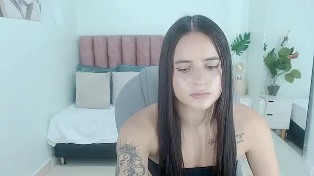 Snapshot of heidy_hoiss chatting on July 2026 07:42:02 PM heidy hoiss online show from July 2026 07:42:02 PM