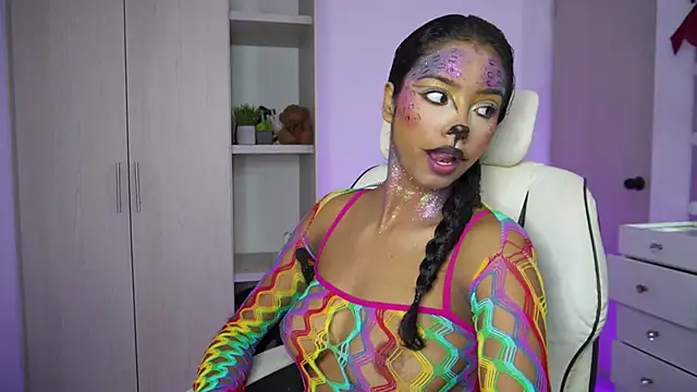 forever  young online show from October 2025 04:52:01 PM