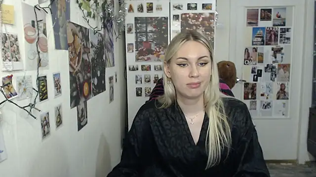 CapriScorpion online show from January 2025 04:16:02 PM