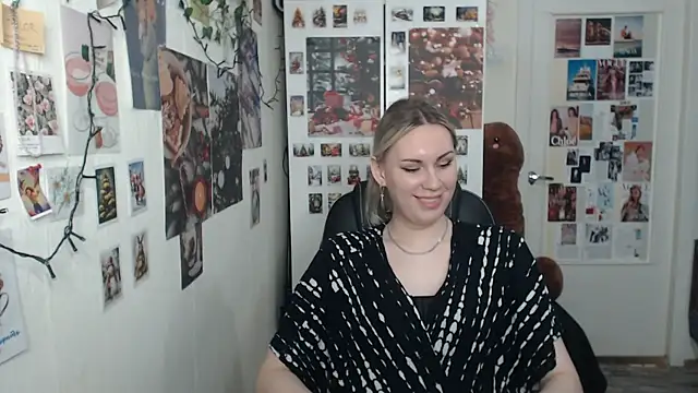 CapriScorpion online show from January 2025 02:51:02 PM