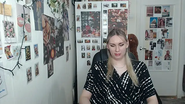 CapriScorpion online show from January 2025 01:56:02 PM